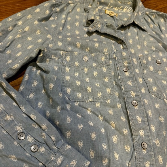 Madewell Women’s Cotton Chambray Denim Jean Light Wash Floral Button Down Shirt - Picture 6 of 8